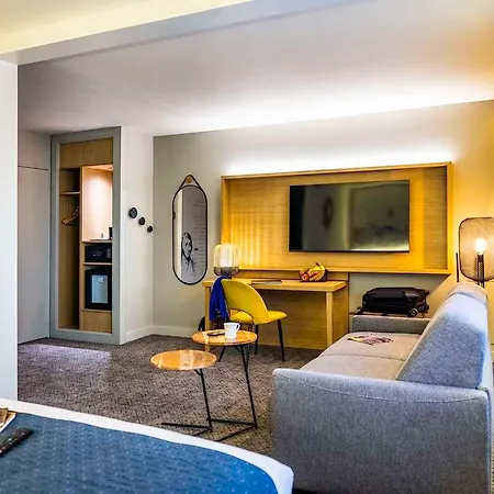 Mercure Centre *