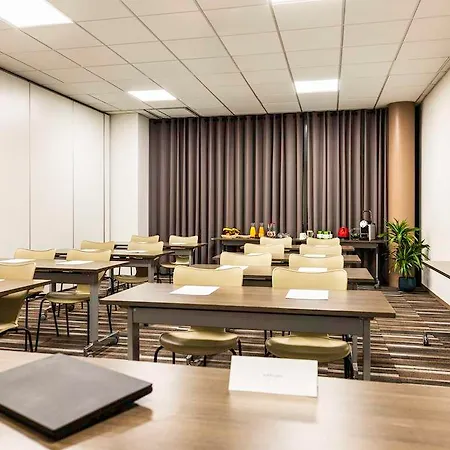 Mercure Centre *